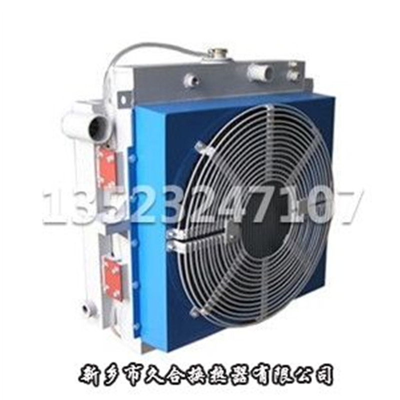 牵引机用水箱散热器